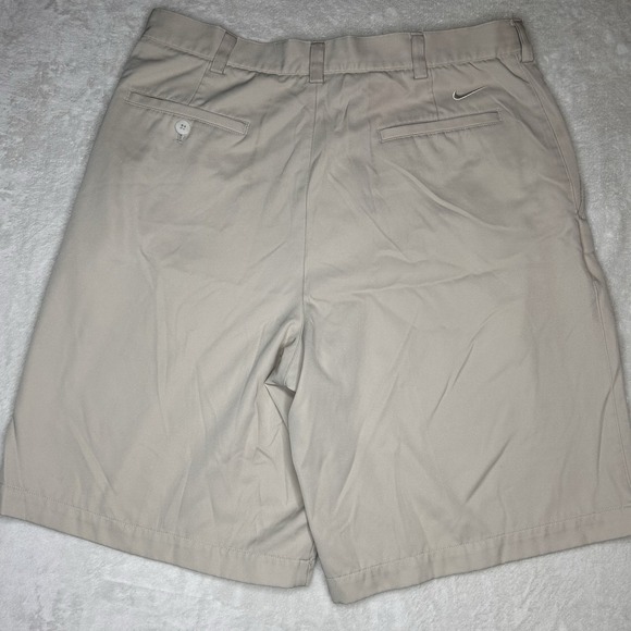 Nike Golf NikeFit Dry Tan Mens 34 Gripper‎ Waist Band Flat Front Shorts Chino - Picture 2 of 11